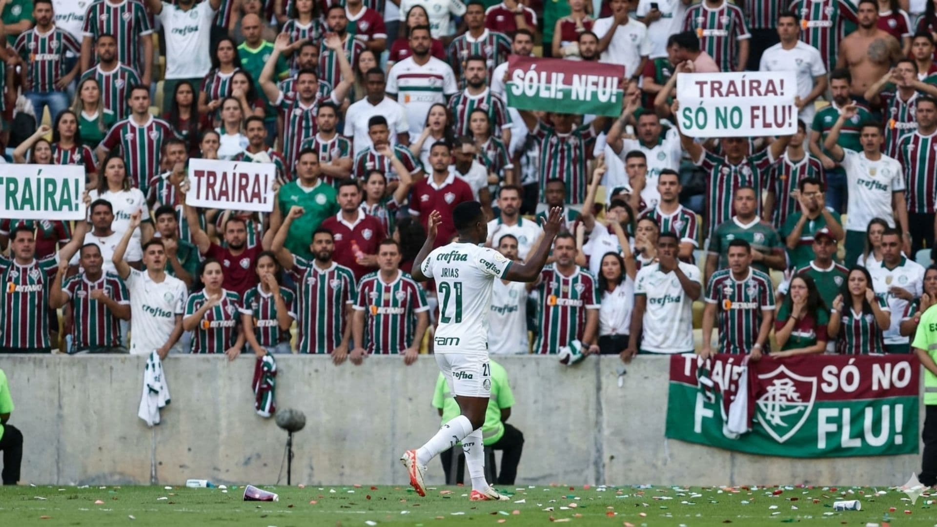 Los mensajes de hinchas de Fluminense a Jhon Arias por la llegada a Palmeiras - Imagen creada por IA