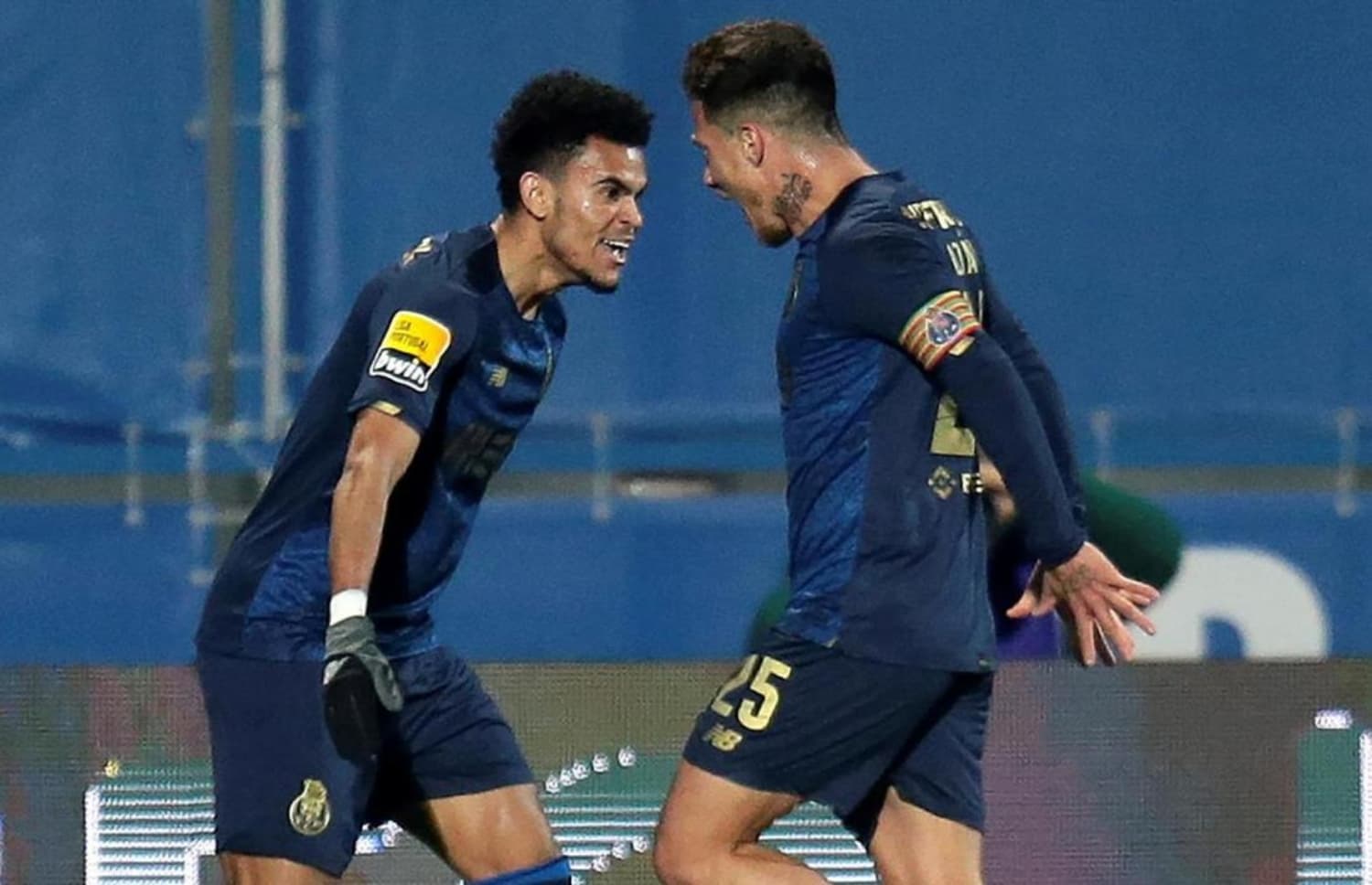 Luis Díaz no deja de anotar goles y volvió a romper las redes rivales en Portugal y aparte recibió un nuevo apodo por su estilo de juego.