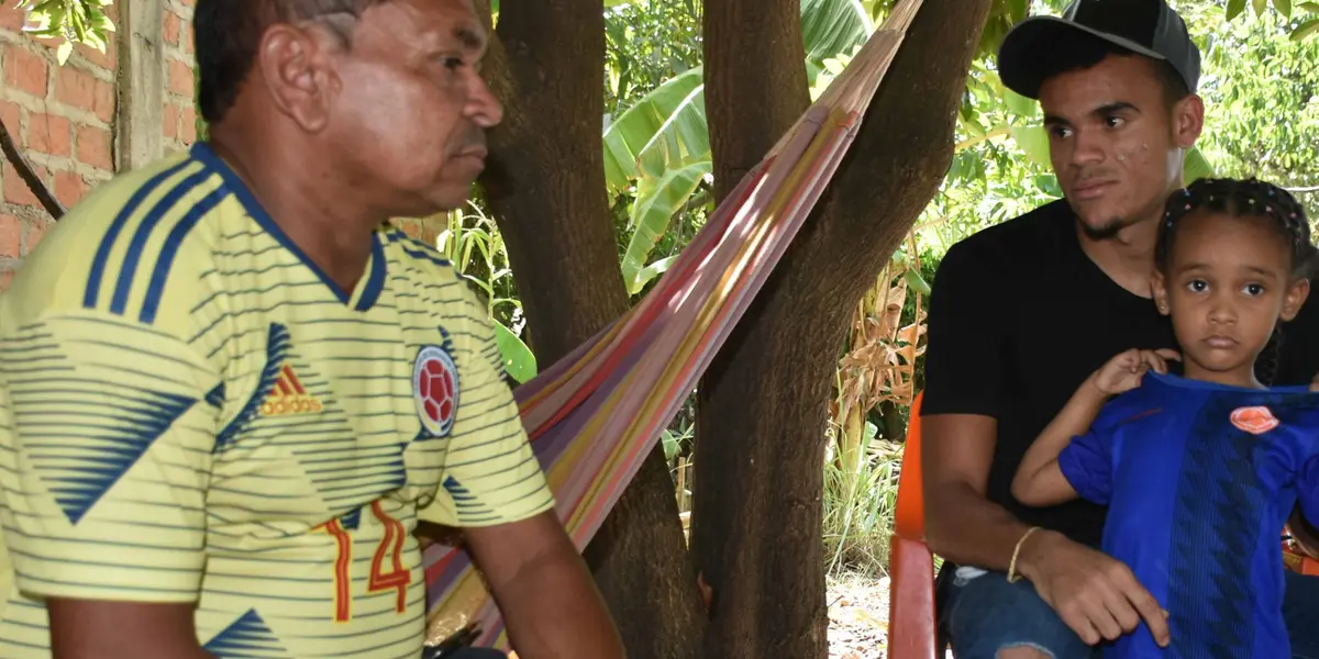Luis Díaz tuvo en su padre la figura de su primer entrenador y todo se dio por una importante casualidad que pocos saben o reconocen. Su historia es maravillosa.