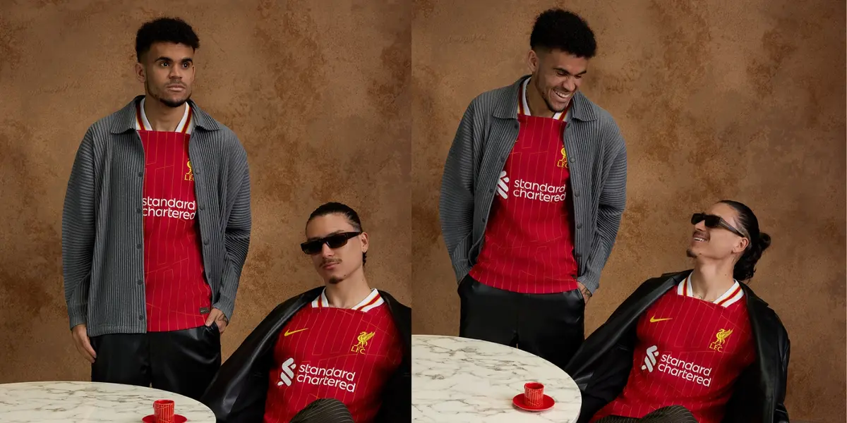 Luis Díaz y Darwin Núñez con la nueva camiseta del Liverpool