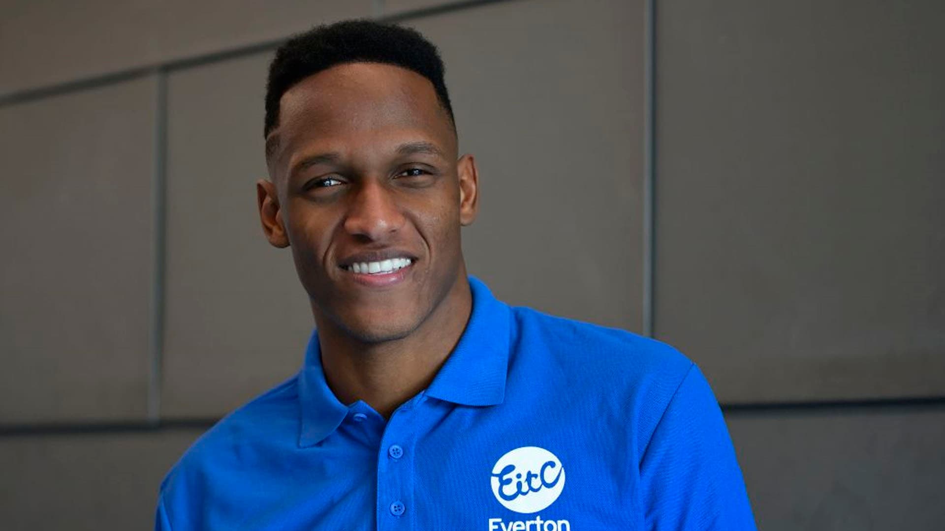 Mina es uno de los futbolistas colombianos que más destaca en el extranjero y aprovechó para decir a quien admira.