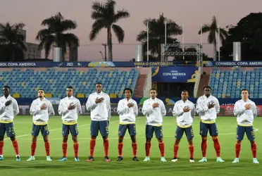 Minimo un jugador por linea no ha podido tener minutos con la selección Colombia