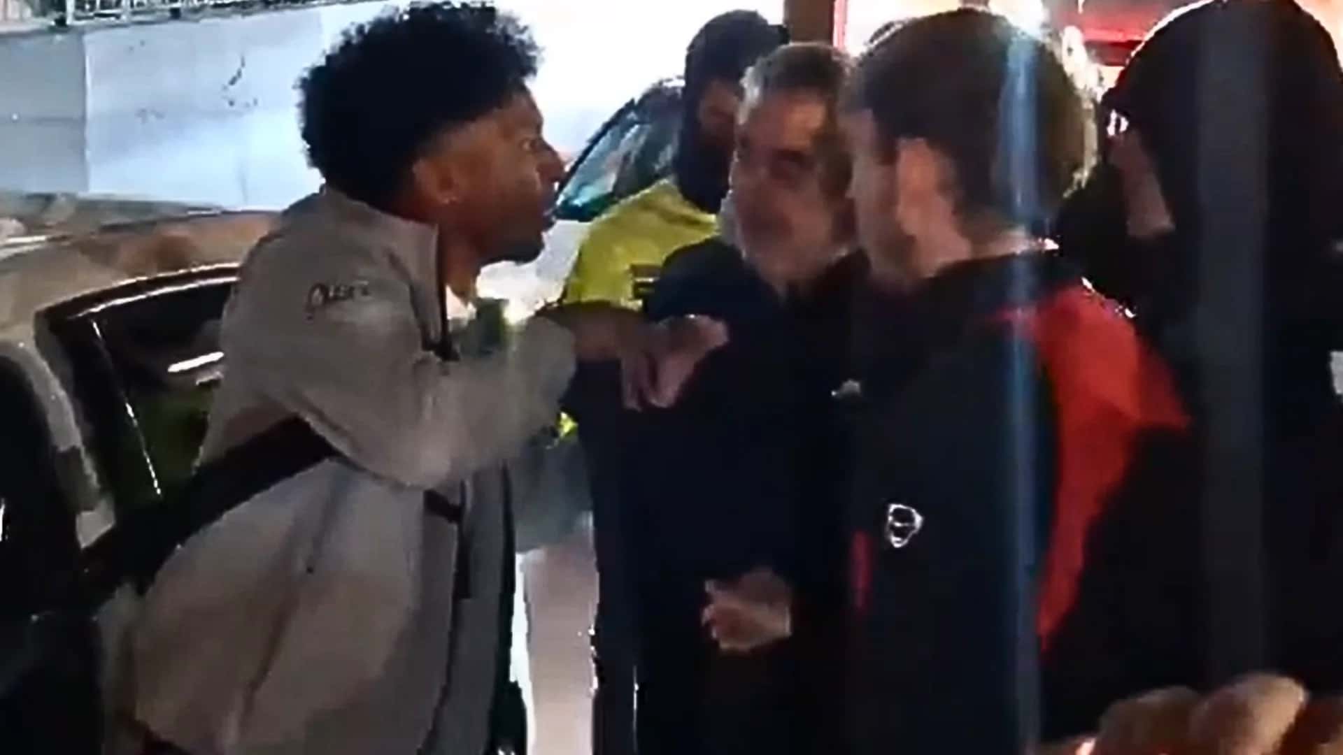 Mojica se enfrenta a los hinchas del Mallorca
