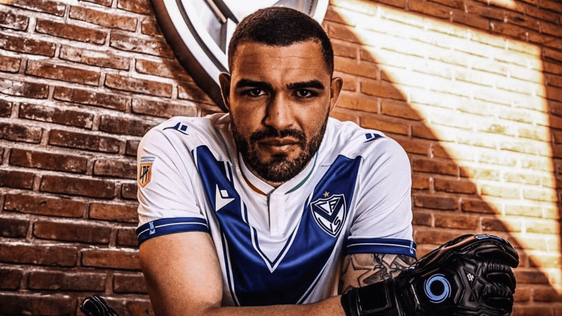 Montero se afianza en Vélez y se acerca al Mundial