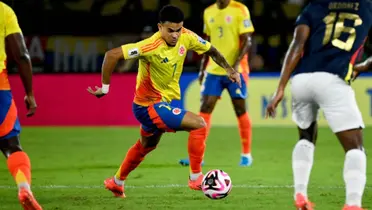 Néstor Lorenzo sigue de cerca a las promesas del fútbol colombiano. Foto: Instagram