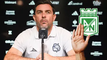 Pablo Guede no llegará a Atlético Nacional y esta es la verdadera causa Foto: Puebla, Escudoteca y Pexels