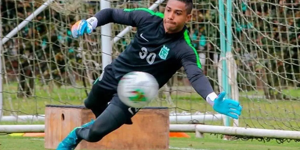 Se trata del único jugador que la hinchada de Atlético Nacional pide que salga del club y no se le renueve su contrato por el bajo rendimiento que ha mostrado.