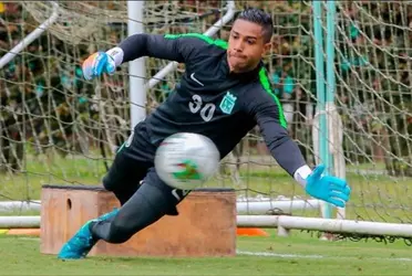 Se trata del único jugador que la hinchada de Atlético Nacional pide que salga del club y no se le renueve su contrato por el bajo rendimiento que ha mostrado.