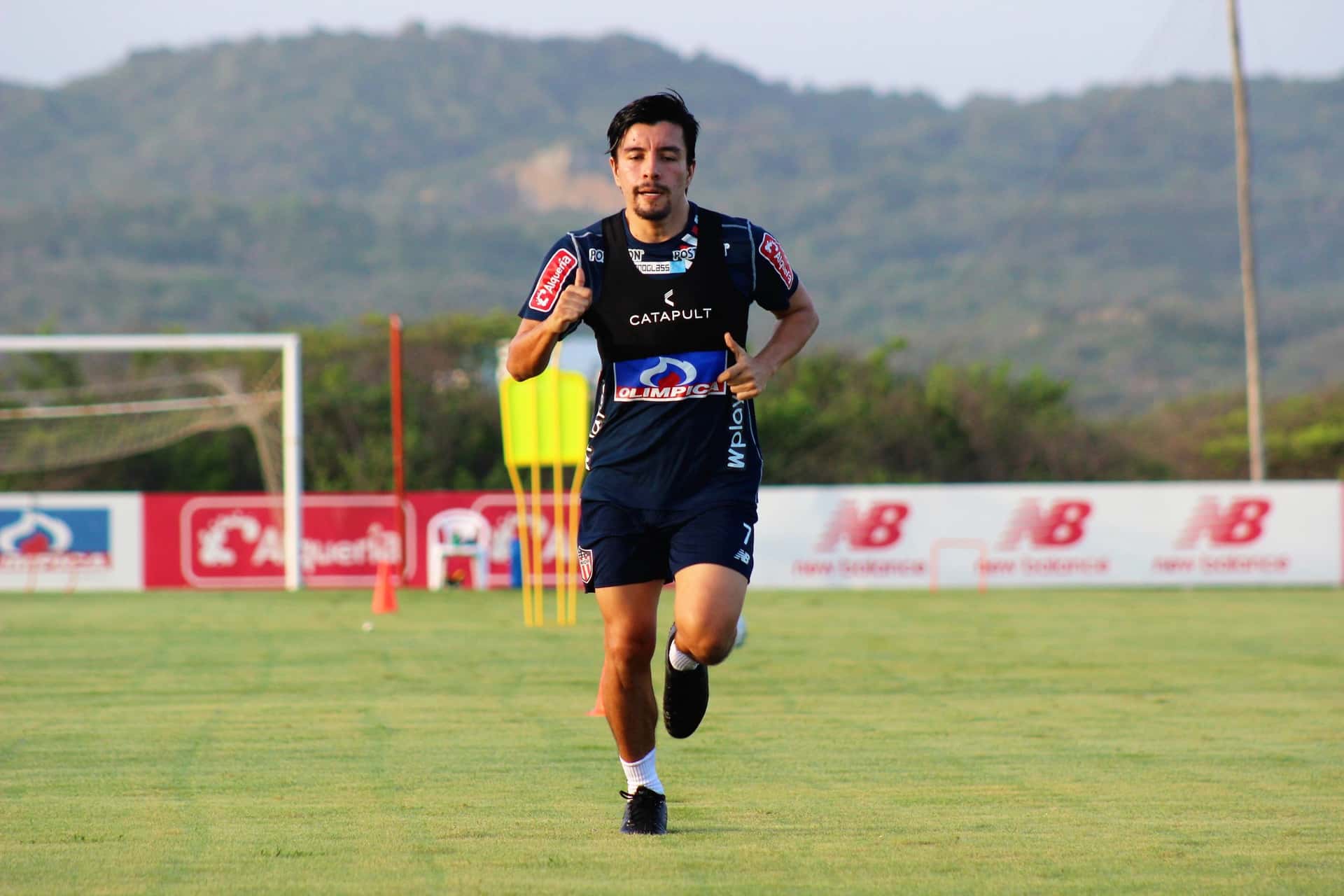 Sherman Cárdenas salió de Junior de Barranquilla y este es el nuevo sueldo en Santa Fe.