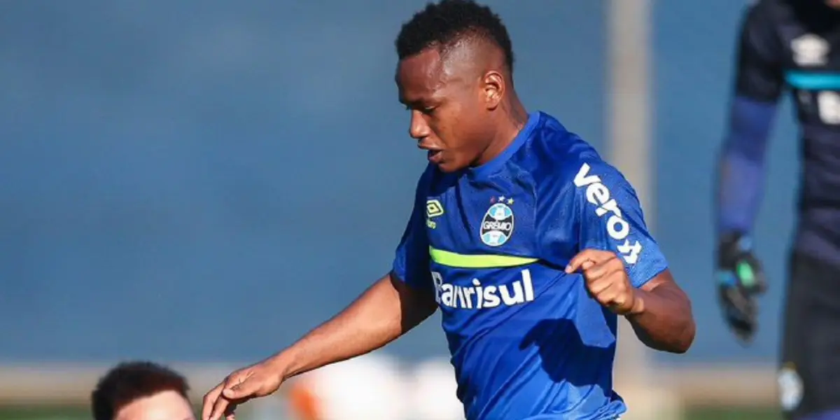 Su equipo se encuentra ubicado en puestos de descenso en el Brasileirao.