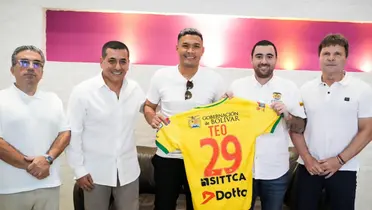 Teófilo ya firmó con el Real Cartagena. Foto de Teófilo tomada de Twitter @RealCartagena.