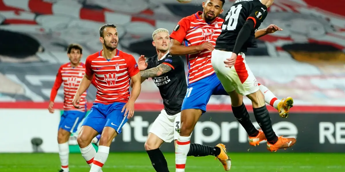 Un delantero colombiano ya se prepara para el retiro y está viendo la opción de volver a Colombia.