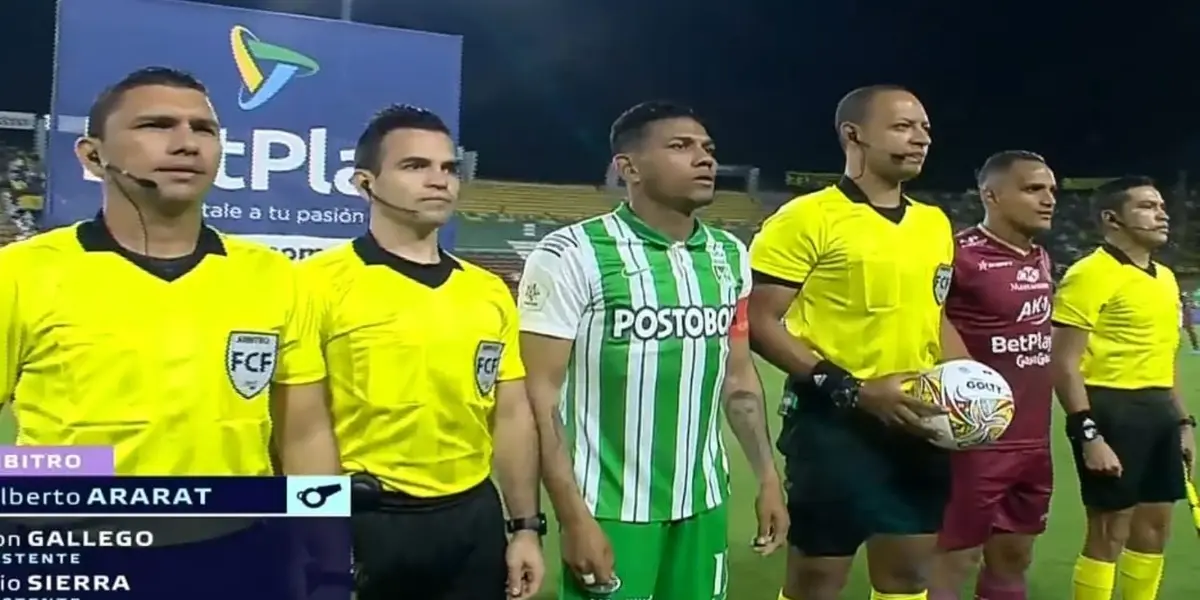 Un jugador del Deportes Tolima tuvo un gesto de respeto con Atlético Nacional en la ciudad de Ibagué.