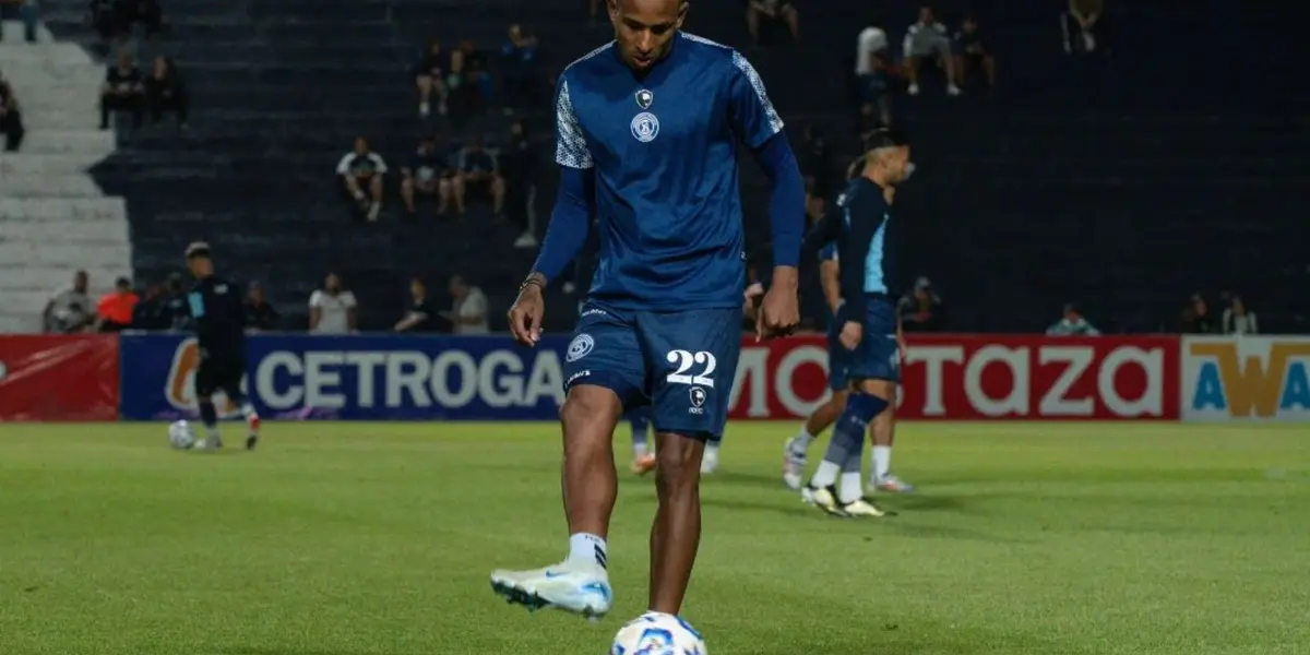 Villa brilla en Argentina y pide una nueva oportunidad en la 'Tricolor'. Foto: Instagram