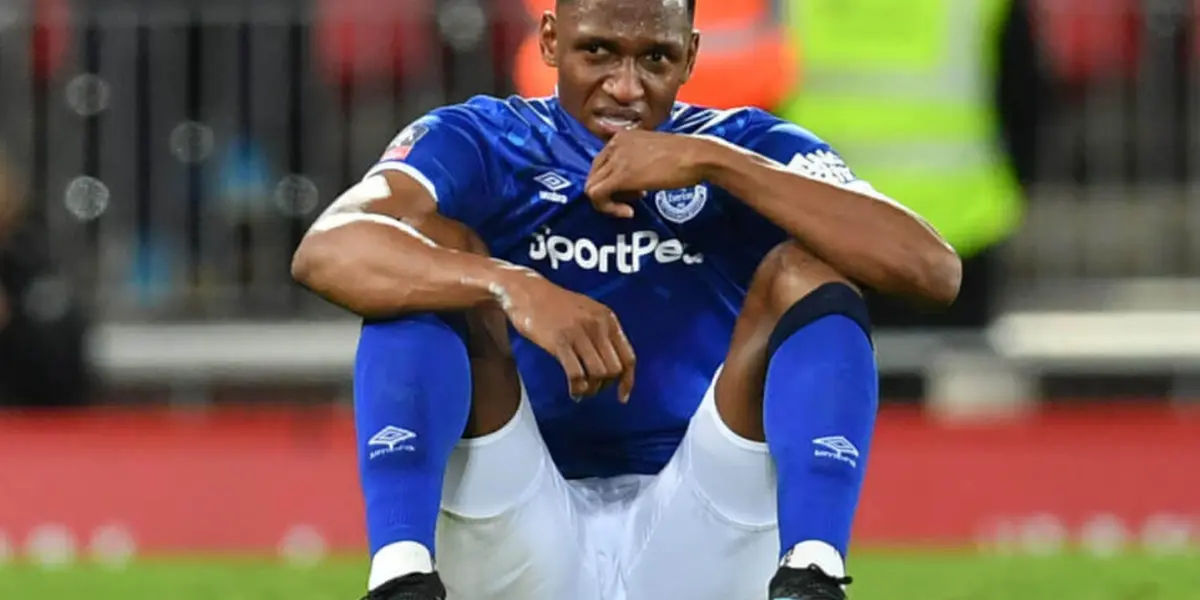 Yerry Mina según el portal Fichajes cobra mensualmente en el Everton $640.000 mil dólares y lleva dos meses de incapacidad por su lamentable lesión. Hay una novedad en torno a su recuperación.