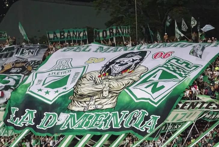 Una hinchada internacional