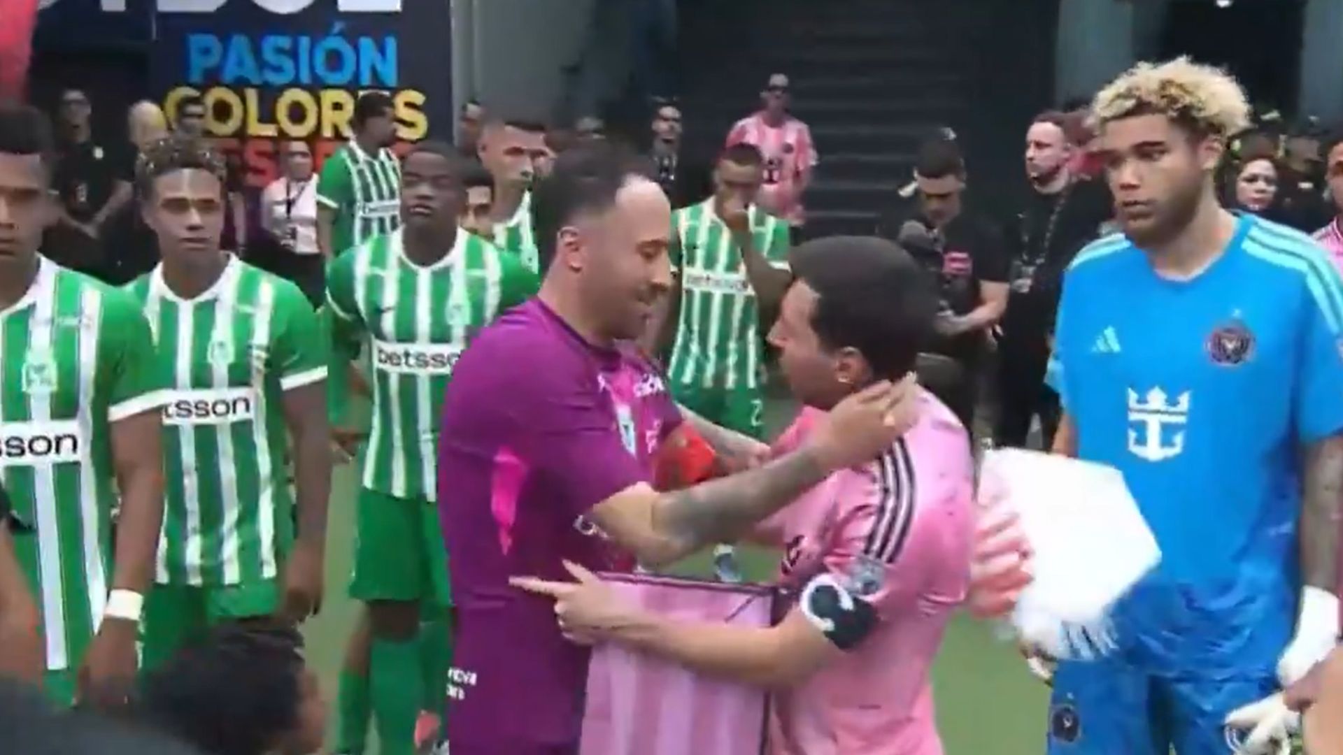 David Ospina y Lionel Messi se reencontraron en el partido entre Nacional e Inter Miami