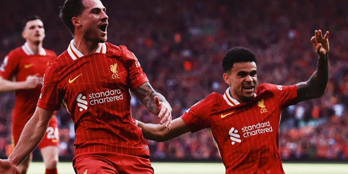 (FOTO) ¿Se queda? La reacción de Arne Slot al partidazo de Luis Díaz en Liverpool 